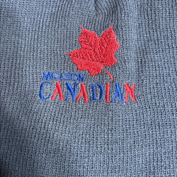 Molson Canadian Roots beanie - Picture 2 of 7